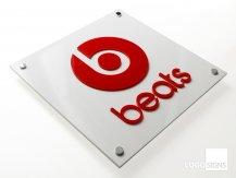 beats plaque