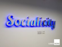 socialicity logo sign