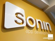 sonin logo sign